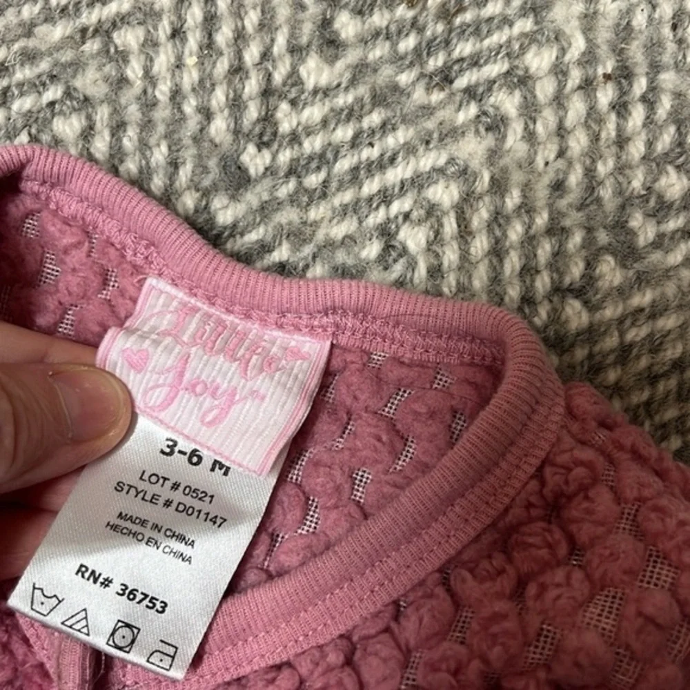 N/A bubble fleece